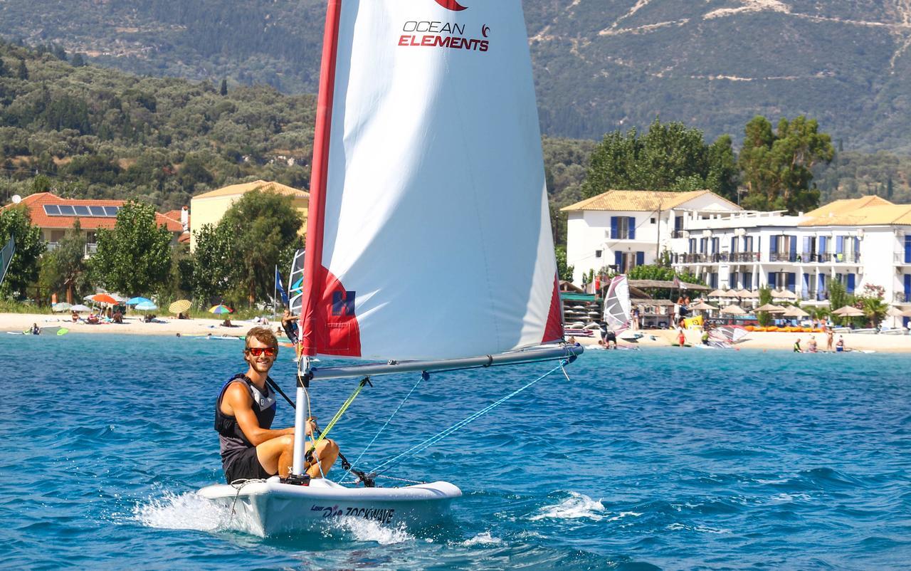 Surf Hotel Vasiliki (Lefkada) Bagian luar foto