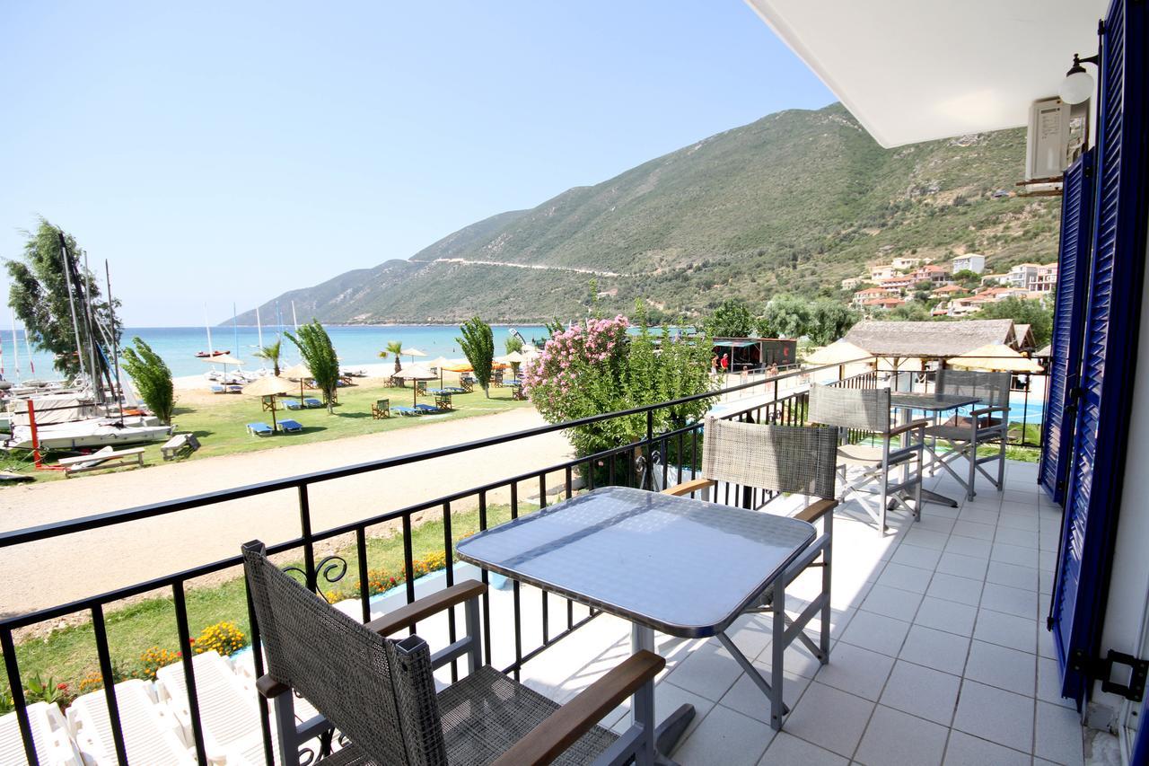 Surf Hotel Vasiliki (Lefkada) Bagian luar foto
