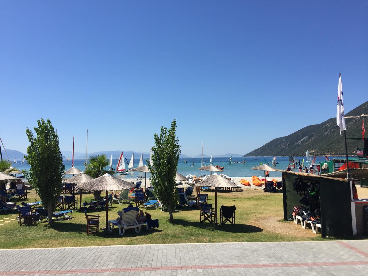 Surf Hotel Vasiliki (Lefkada) Bagian luar foto
